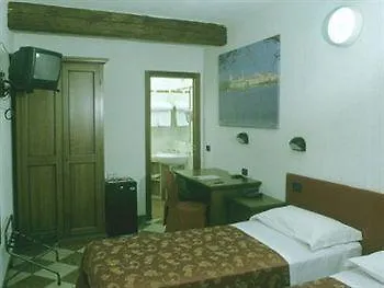 A Casa Dei Gonzaga 3* Mantova